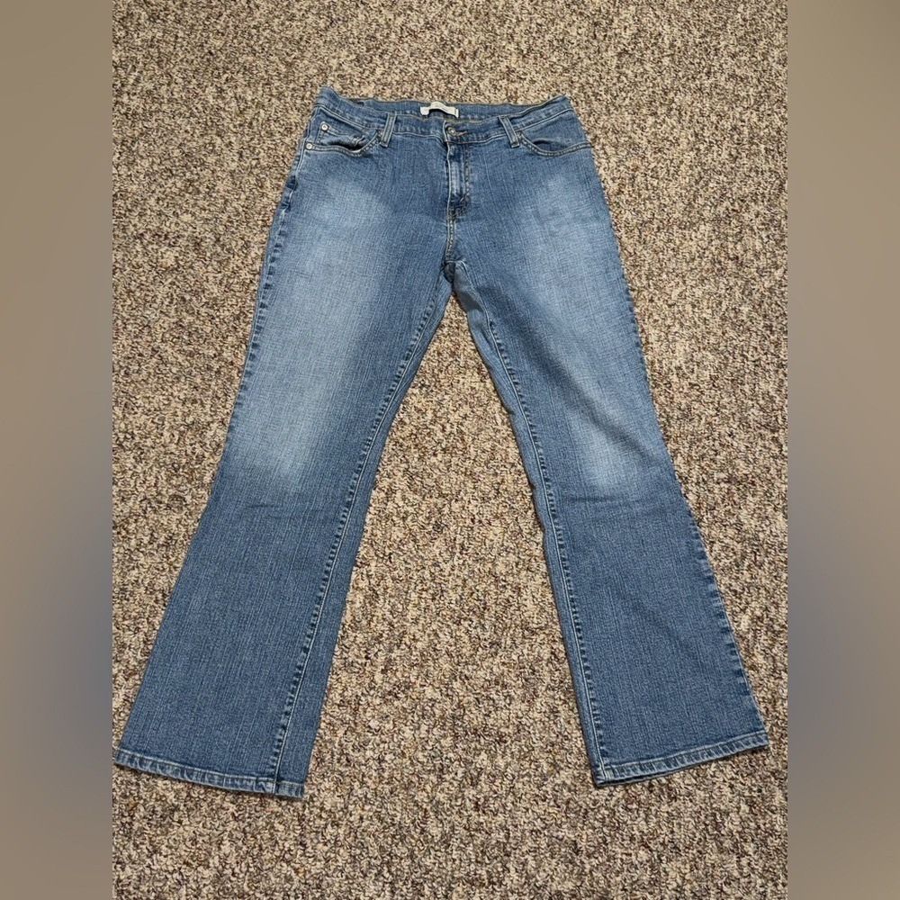 Women's size 12 jeans Levi's Classic Blue Women's Jeans, 12M, pants, bootcut